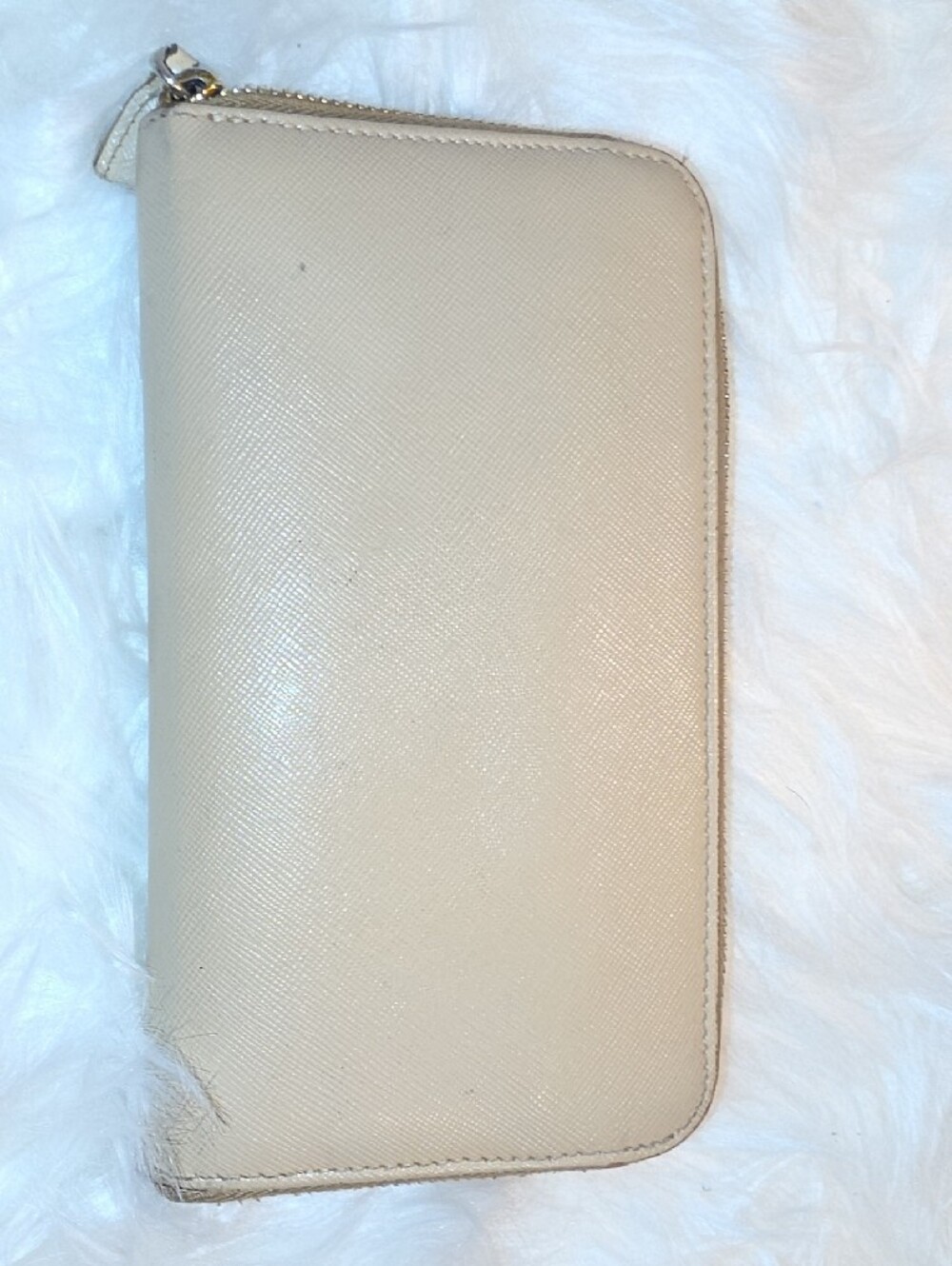 Prada Beige Saffiano Zip-Around Wallet with Gold Logo - Picture 4 of 10